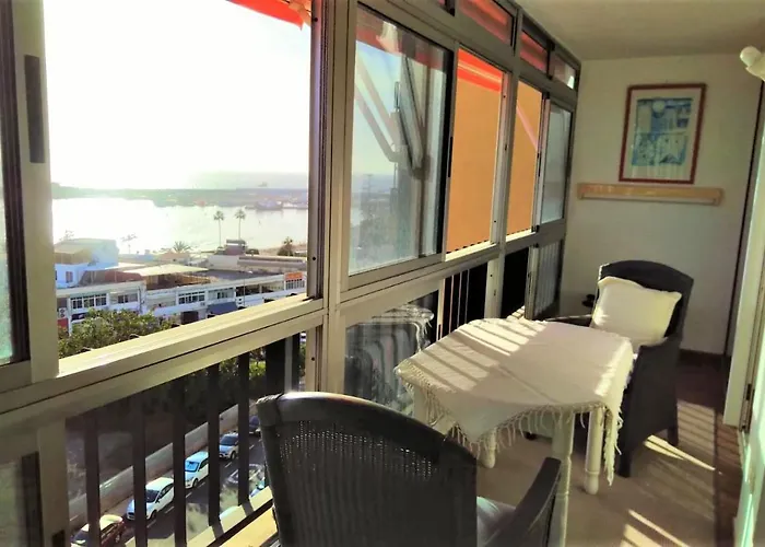 Panoramic Seaview Beachfront Playa Cristianos דירה לוס כריסטיאנוס