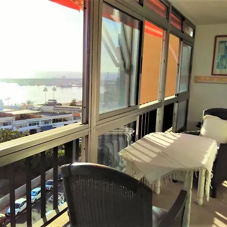 Panoramic Seaview Beachfront Playa Cristianos شقة لوس كريستيانوس